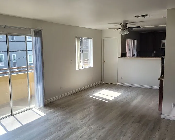 1200 S Shenandoah St #202 — Photo 2