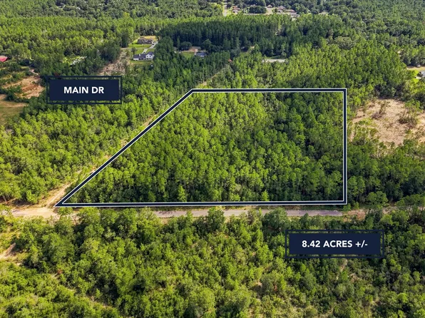 Main Dr, Crestview, FL 32539