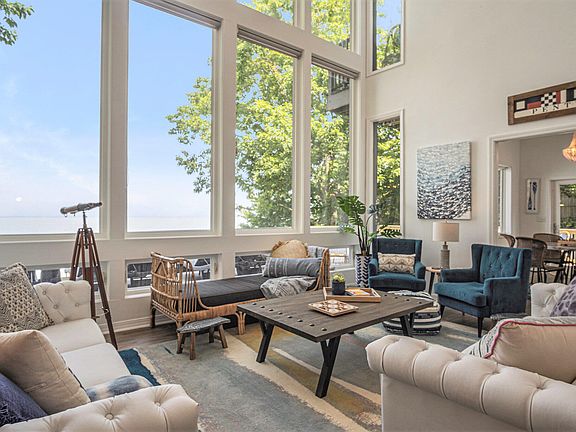 5th image of 7222 S Montgomery Blvd