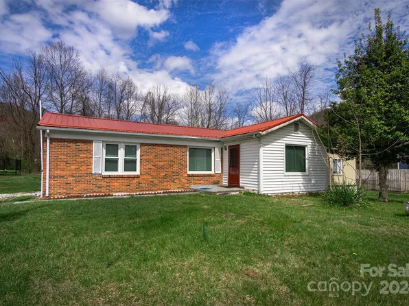 115 East St, Black Mountain, NC 28711