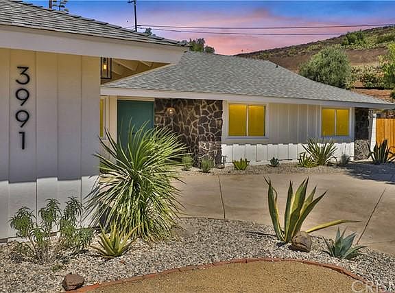 3rd image of 3991 N Bucklin Pl