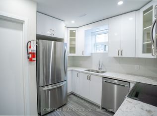 19 Queen St W #1, Mississauga, ON L5H1L5