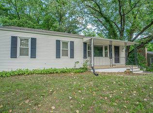 2565 Dombey Rd, Portage, IN 46368