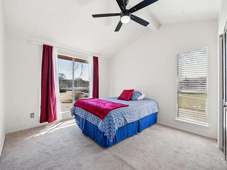 4814 Misty Slope Ln — Photo 9