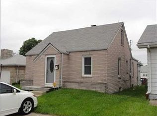 408 E 38th St, Anderson, IN 46013