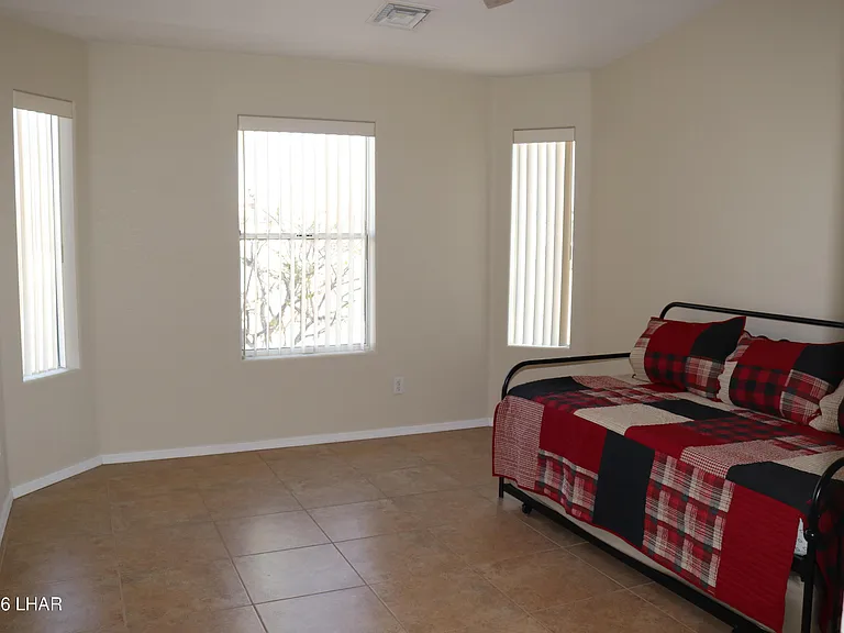 3261 Pintail Dr — Photo 8