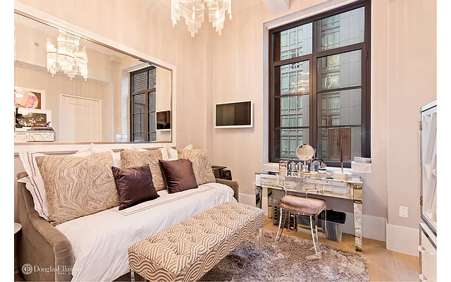 Rented by Douglas Elliman | media 26