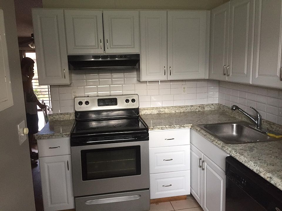 1st image of 306 Gardens Dr APT 204