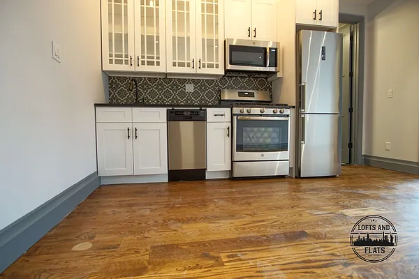 Rented by Lofts and Flats LLC | media 14