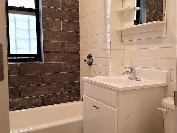 5th image of 2471 Grand Ave APT 3E