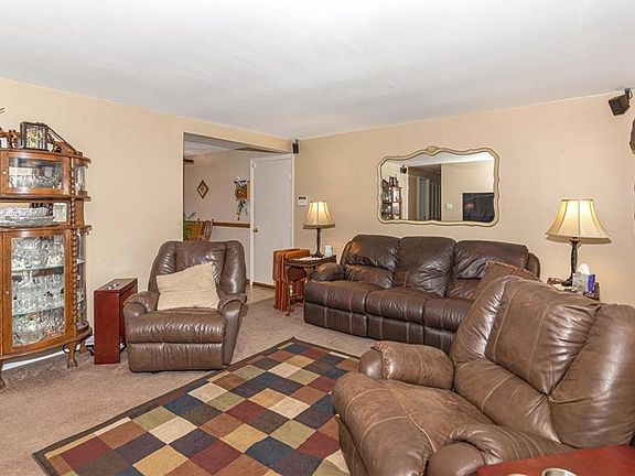 3rd image of 10309 Nassau Ln