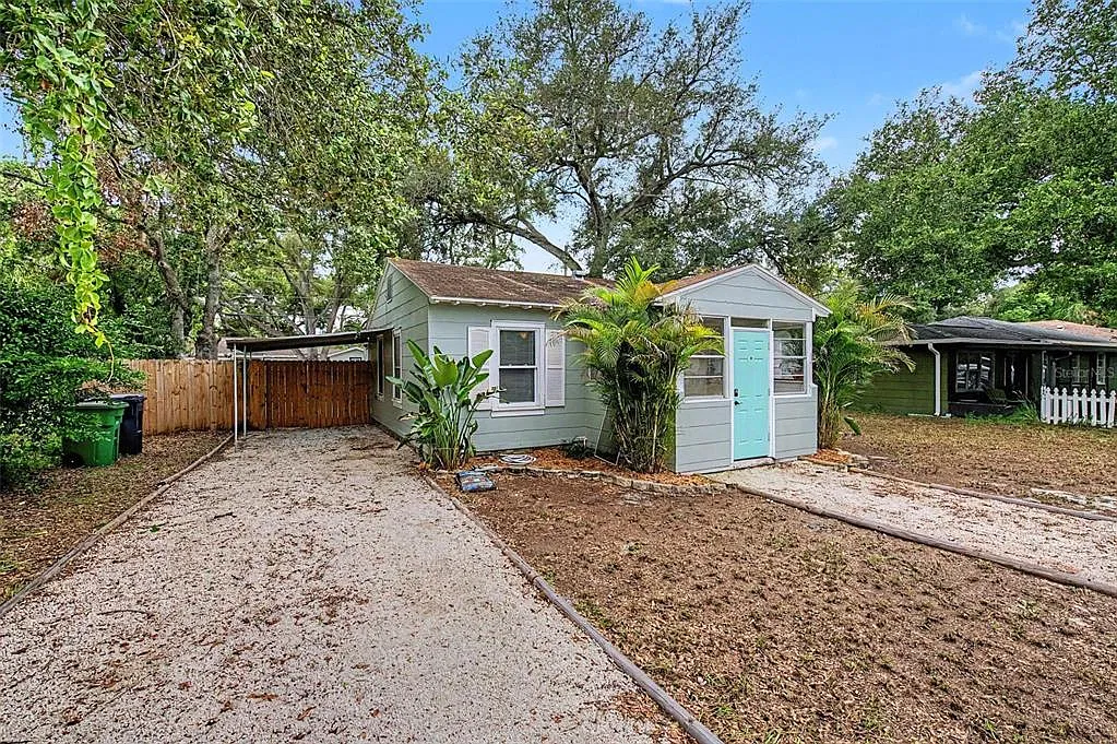 2 bed, 1.0 bath, 804 sqft, $1,850 — Photo 3