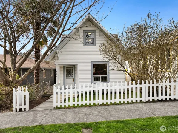 4135 36th Ave SW, Seattle, WA 98126