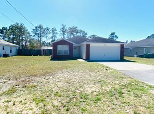 8353 Tavira St, Navarre, FL 32566