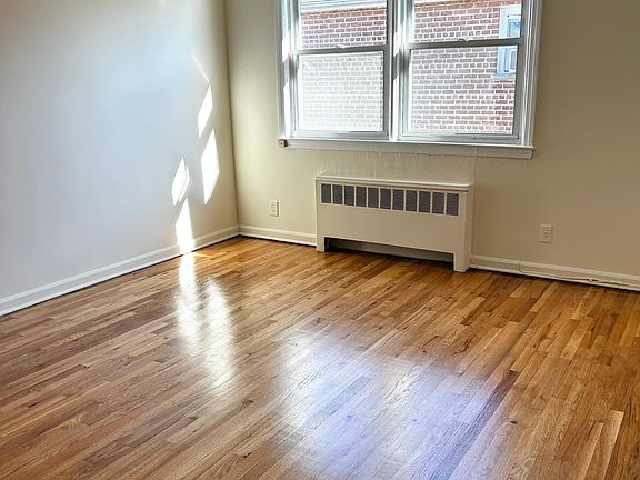 5th image of 1452 Kennellworth Pl