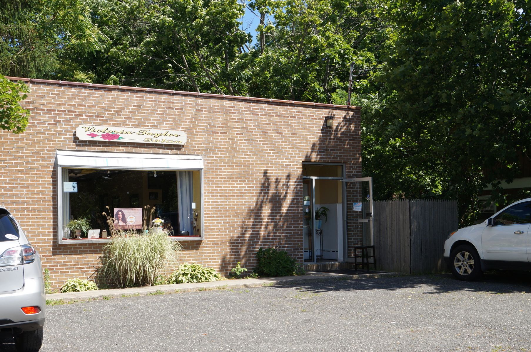 645 Montauk Hwy in East Quogue Out East