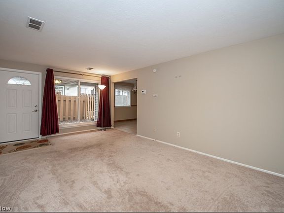 4th image of 6466 Concord Dr Suite M10