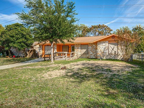 3rd image of 4807 Tennyson Dr