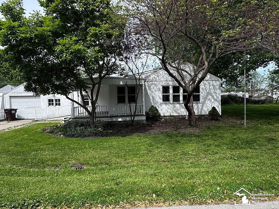 1st image of 4369 Avenue E Ave