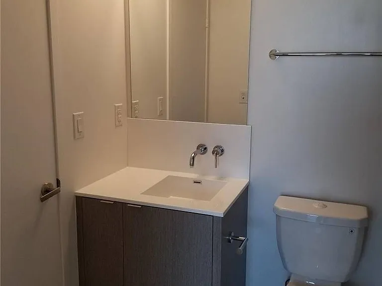 88 Harbour St #3603 — Photo 10