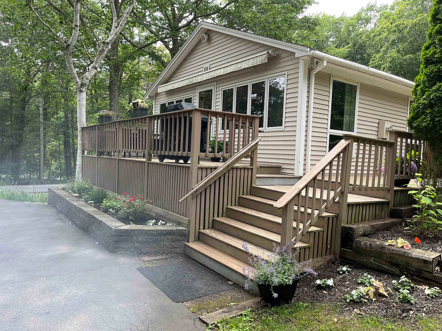 2 bed, 2.0 bath, 2026 sqft, $2,895 — Photo 1