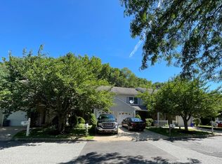 19 Parkside Dr #19, Spotswood, NJ 08884