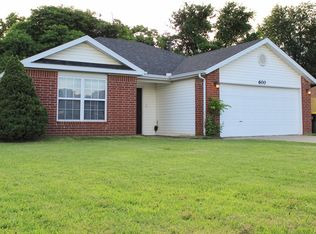 600 Crystal St, Lowell, AR 72745