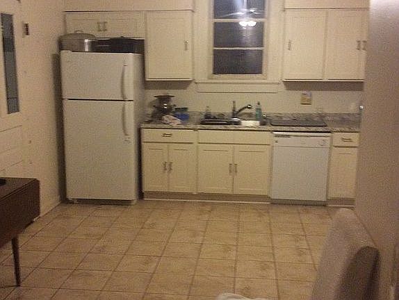 2nd image of 1217 Peniston St