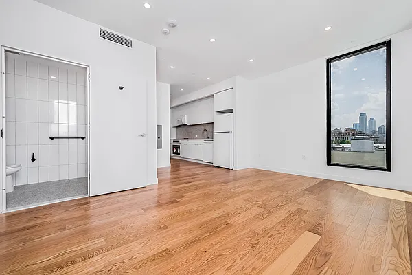 Rented by Nooklyn NYC LLC | media 26