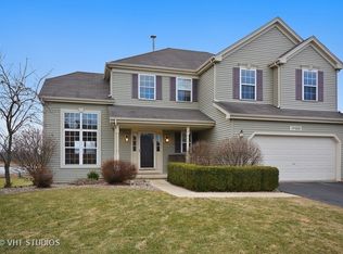 1S070 Newton Sq, Geneva, IL 60134