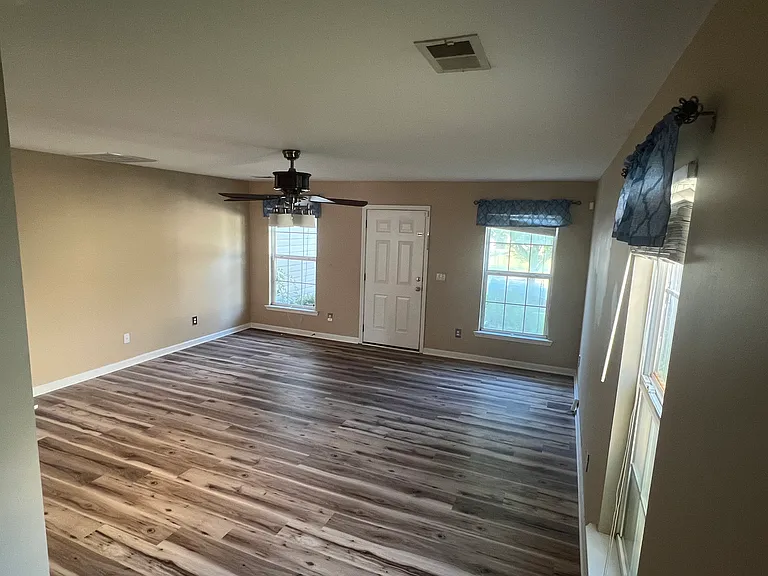 605 Summer Crest Rd — Photo 23
