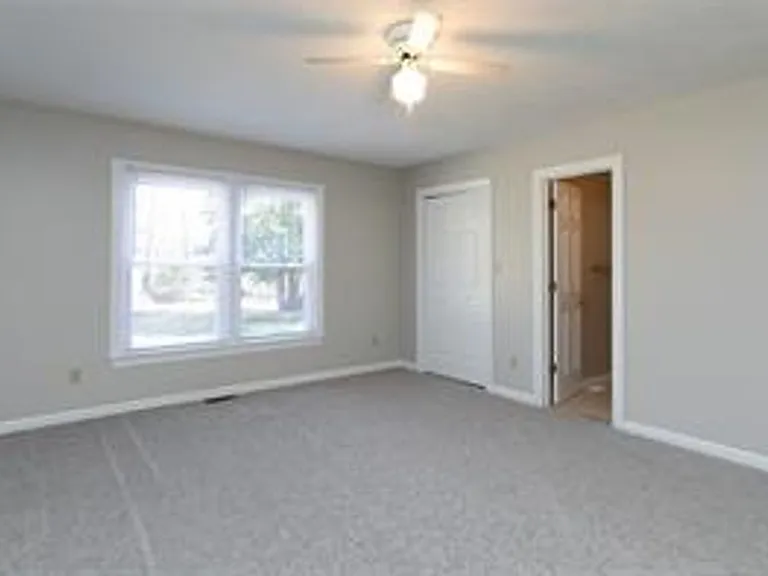 2911 Richard Pace S — Photo 17