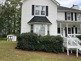 3 bed, 2.5 bath, 1790 sqft, $2,300 — Photo 2