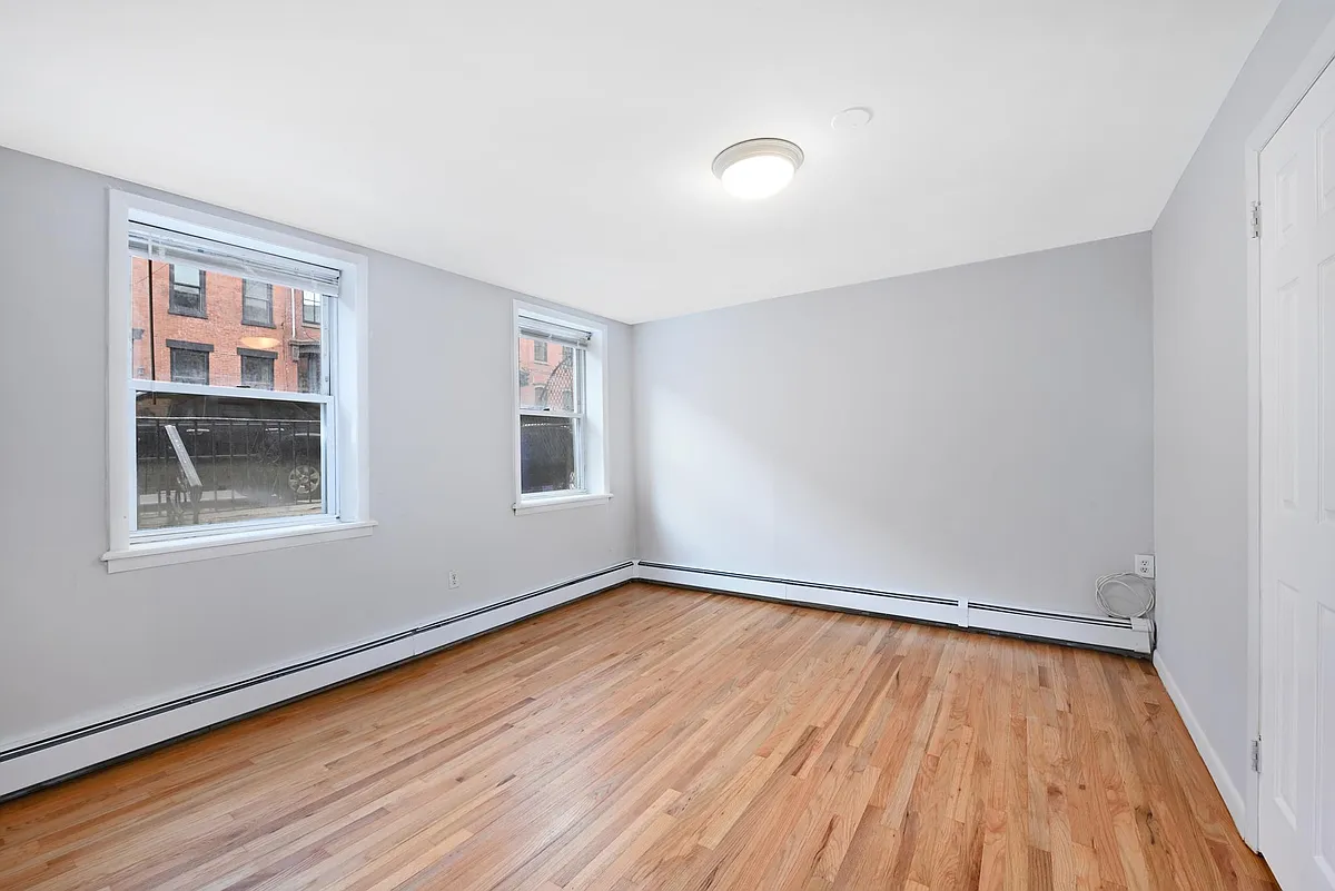 Building Photo - 729 Garden St #1