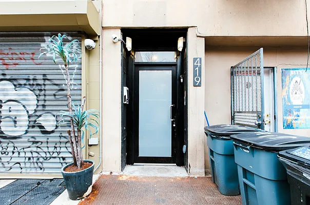 Rented by Platinum Forbes Global Properties | media 9
