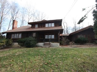 19 Woodlawn Rd, Sparta, NJ 07871