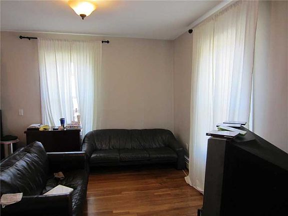 4th image of 48 Parkis Ave APT 6