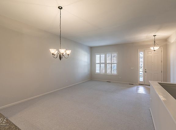 5th image of 2906 Portage St