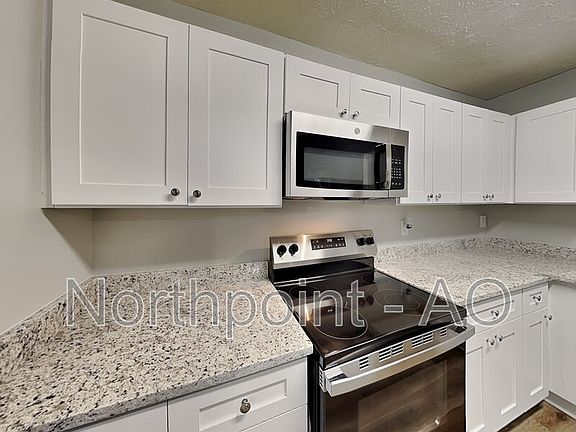 5th image of 416 Willena Dr