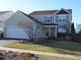 673 Hillcrest Dr, Bolingbrook, IL 60440