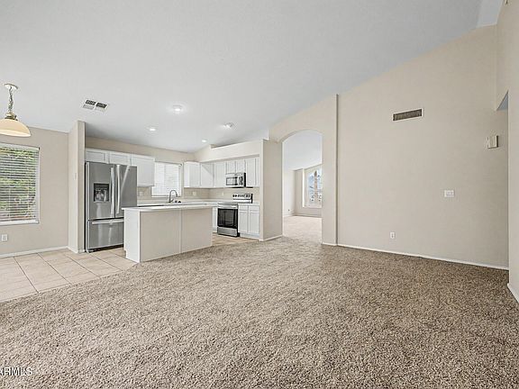 3rd image of 7845 W BERYL Avenue