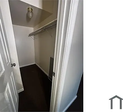 422 S Smallwood St — Photo 12