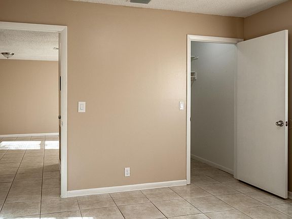 3rd image of 1746 3rd Ave N APT 2