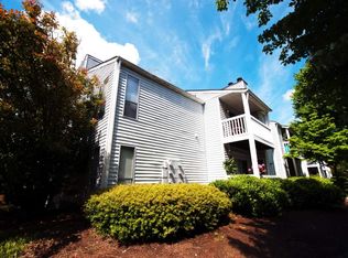 Landing on Farmhurst, Charlotte, NC 28217