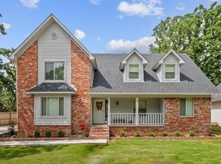 7501 Eagle Point Dr, N Little Rock, AR 72116