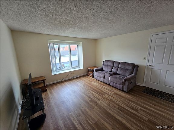 2nd image of 3901 Bowen Rd APT 69