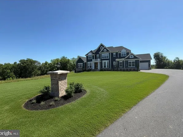 18030 Maintree Farm Ct, Leesburg, VA 20175