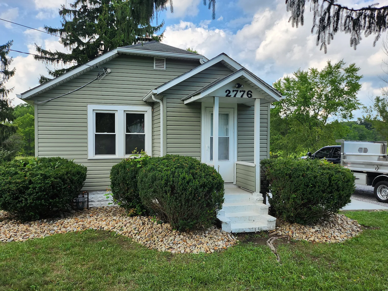 2 bed, 1004 sqft, $1,400 — Photo 2