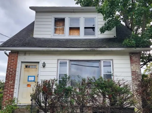 1212 Macdade Blvd, Collingdale, PA 19023