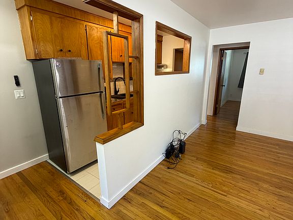 5th image of 517 Main Ave S #517